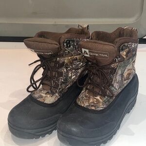 Ozark trail snow boots size 7